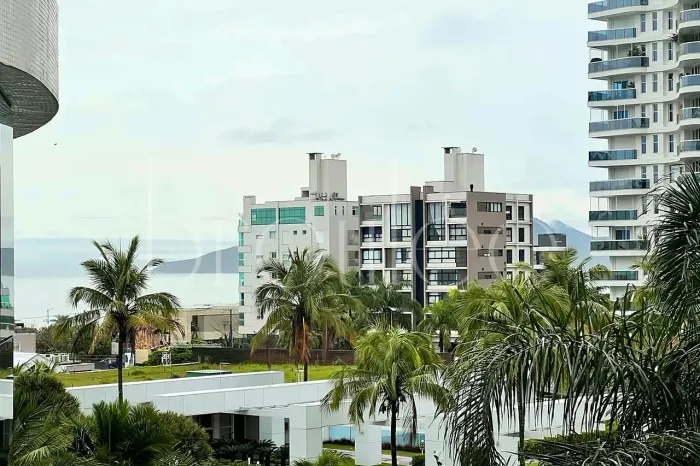 Apartamento mobiliado com vista mar no Brava Home Resort, 226 m²