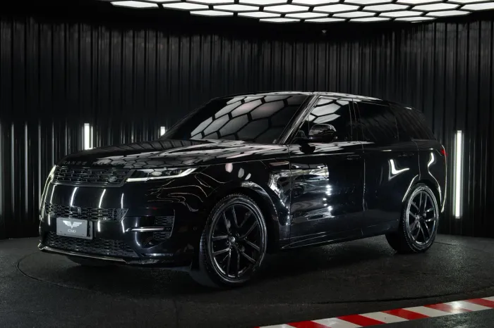 Land Rover Range Rover Range R. Vel. R-DYN HSE 3.0 PH6 4X4 AUT 2024