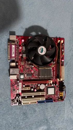 Kit Placa Mãe MSI G31M3-L