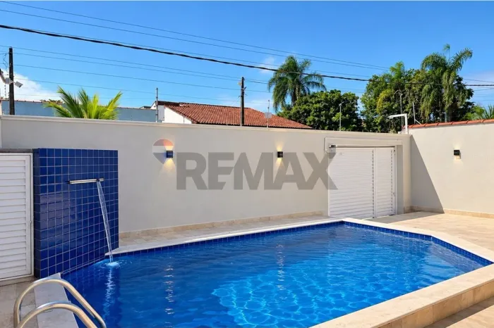 Casa com 3 quartos no Jardim Casa Blanca em Peruibe/SP