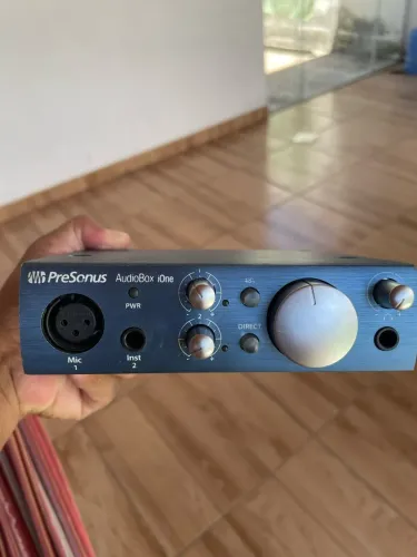 Interface de Áudio