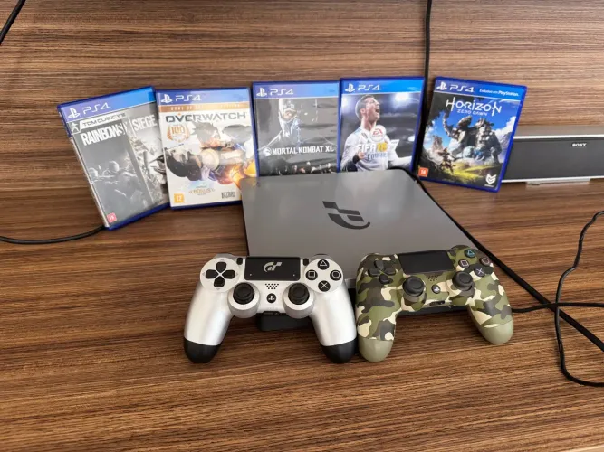 PlayStation 4 Slim 1Tb edição especial Grand Turismo (ps4)