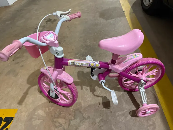 Bicicleta infantil menina 