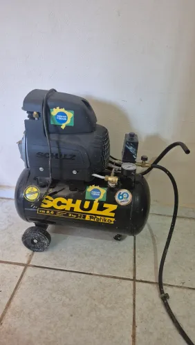 Compressor De Ar Pratiko Csi 8,6/ 25 Litros 2hp Schulz Monofásica