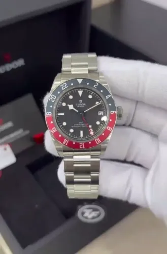Relógio Tudor BlackBay GMT Automático
