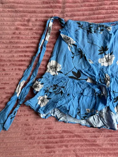 Short Saia azul 