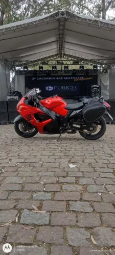Rayabusa de fino trato sem nada a fazer!!! 