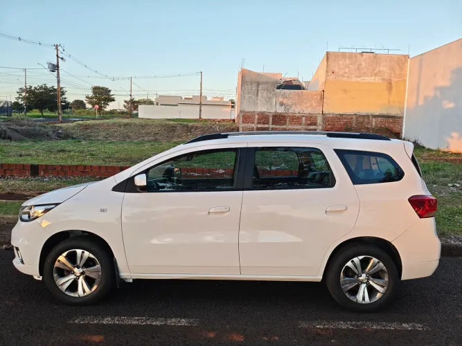 Chevrolet Spin Premier 1.8 8V Econo.flex 5P Aut. 2024