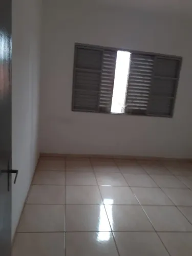 Alugo casa na vila jardini sorocaba 