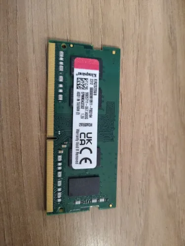 Memória RAM Kingston 8GB DDR4 3200MHz