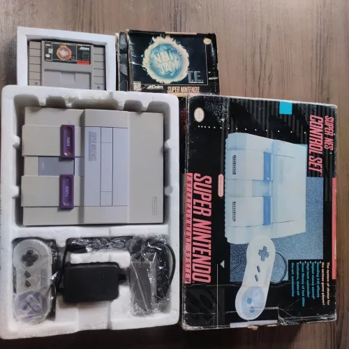 Super Nintendo na caixa 