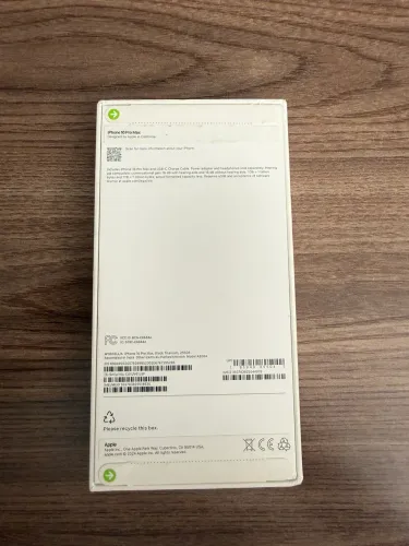 iPhone 16 Pro Max - 256GB - Novo e Lacrado