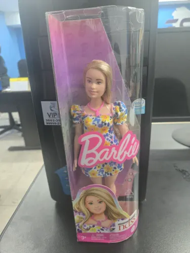 Barbie Fashionista 208