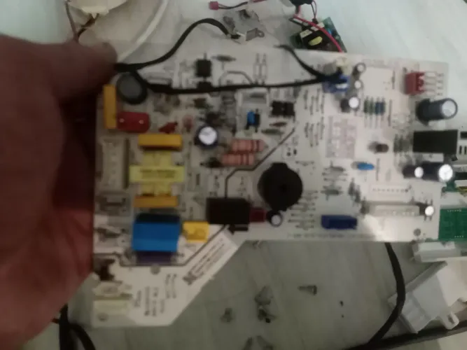 Placa de ar condicionado 