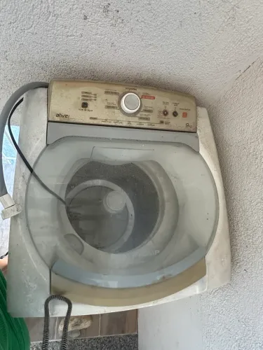 Máquina de lavar 9 Kg / Ela está fraca, funciona mas precisa consertar