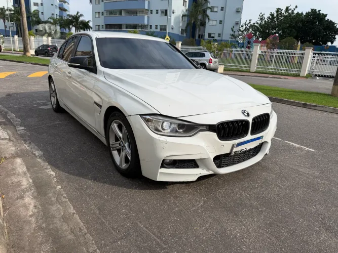 BMW 320I A 2.0 Turbo/activeflex 16V 184cv 4P 2014