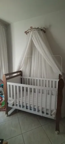 Berço que vira cama, Dossel e Cortinado 