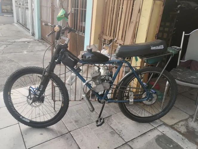 Bicicleta motorizada 80 vc comprada a 5 meses nova