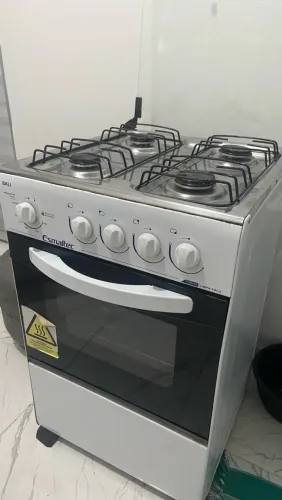Fogão 4 bocas em perfeito estado