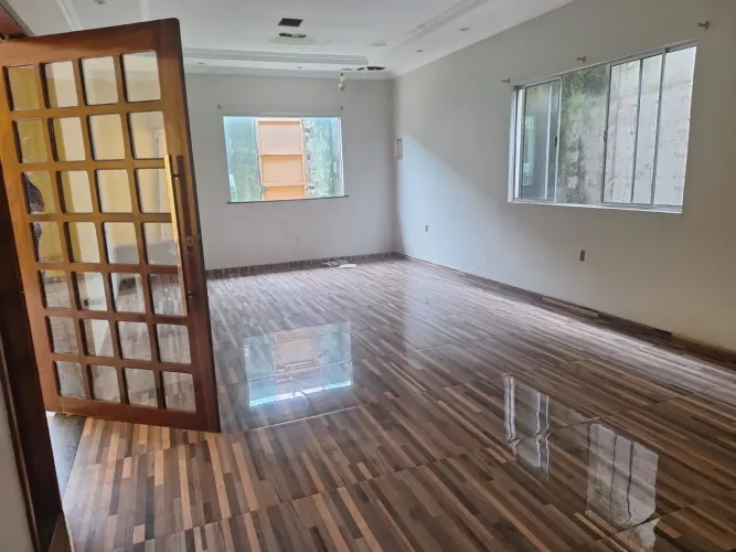 CASA NA CIDADE NOVA VI - Rua Supermercado Líder 24 horas