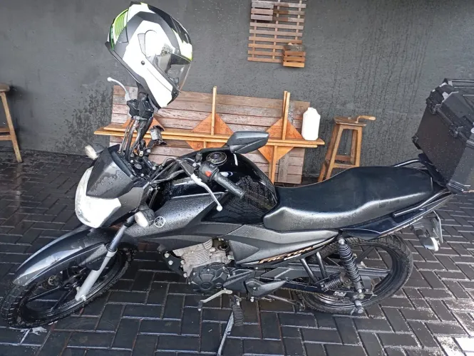 Vende -se Moto Yamaha 