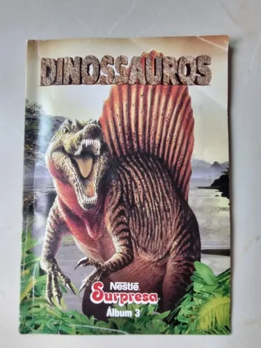 Álbum chocolates surpresa dinossauros
