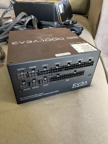 Fonte EVGA 1000w