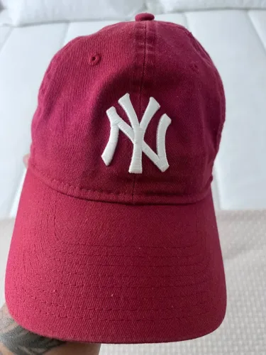 Boné New Era!