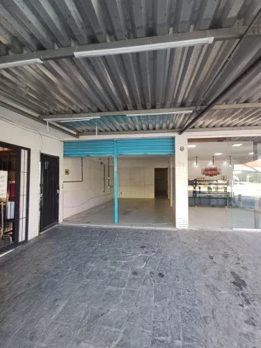 Alugo ponto comercial