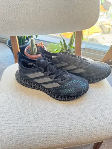 Tênis adidas 4DFWD