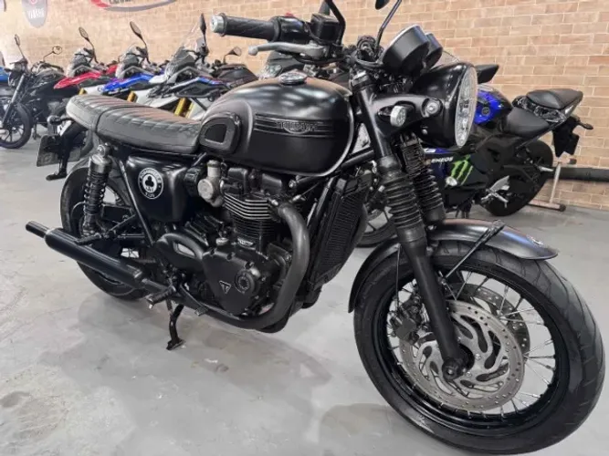 TRIUMPH BONNEVILLE T120 ACE.