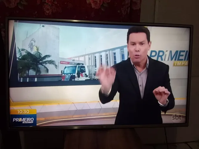 Televisão LG 42 polegadas