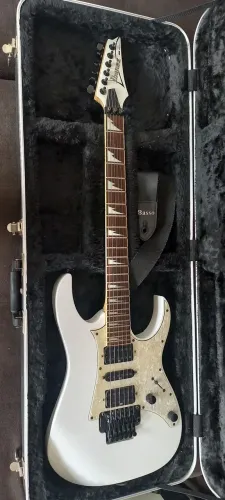 Guitarra Ibanez RG350 DXZ