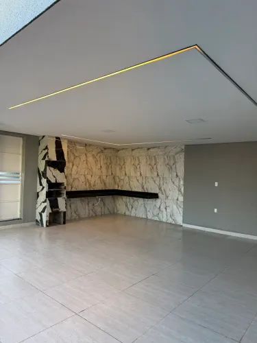Casa próximo ao centro do Canedo 