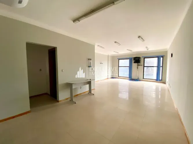 Excelente - Metropolitan Tower