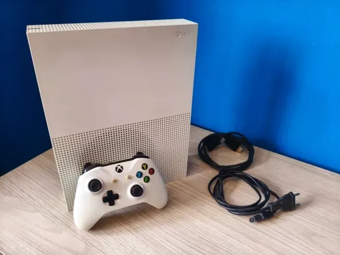 Xbox One S Completo - BARATO