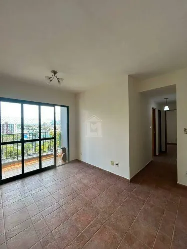 Livia Machado Imóveis aluga Apartamento 3 Quartos com Varanda e 1 Vaga no Barro Vermelho