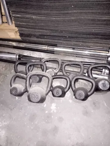 Kit de kettlebles para treino completo - pesos