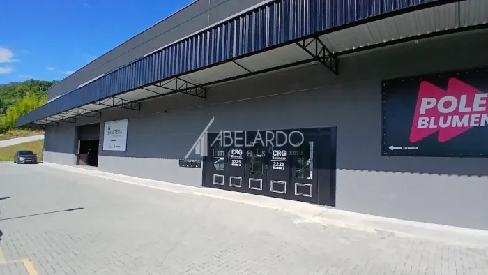 SALA COMERCIAL PISO SUPERIOR PARA LOCAÇÃO NO BAIRRO SALTO EM BLUMENAU APROX. 210 M!
