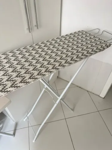 Vendo tábua de passar roupas