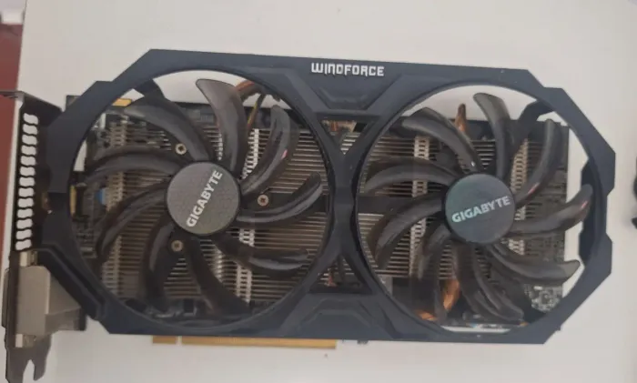 R9 270 2GB windforce 2x