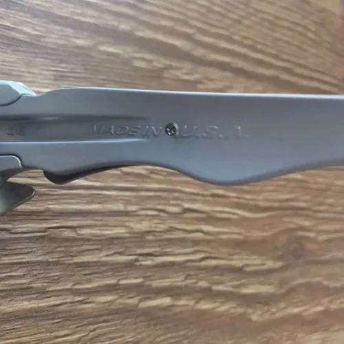 Oakley plate