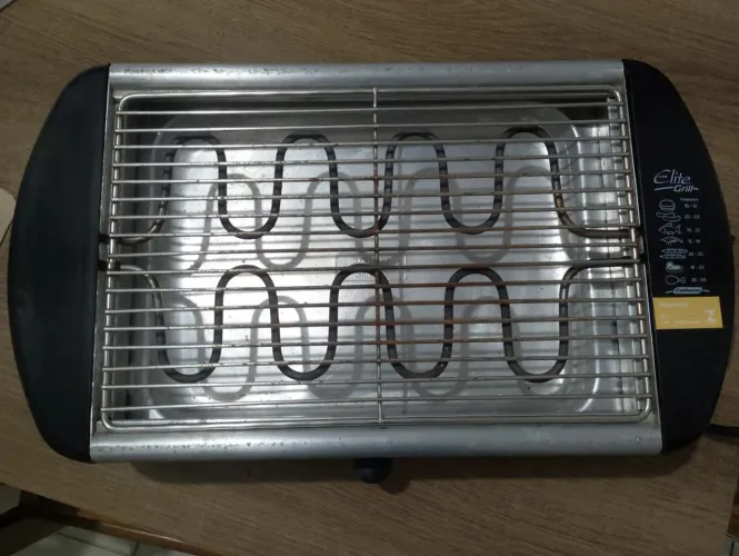 Churrasqueira elétrica de mesa 