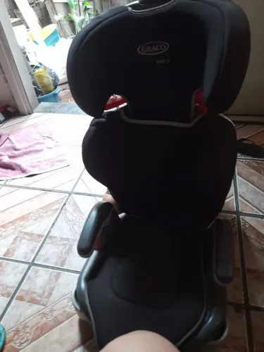 Cadeirinha de automóvel