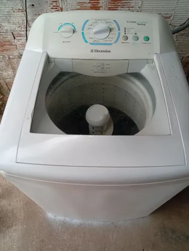 Máquina de lavar roupa Electrolux 12kg