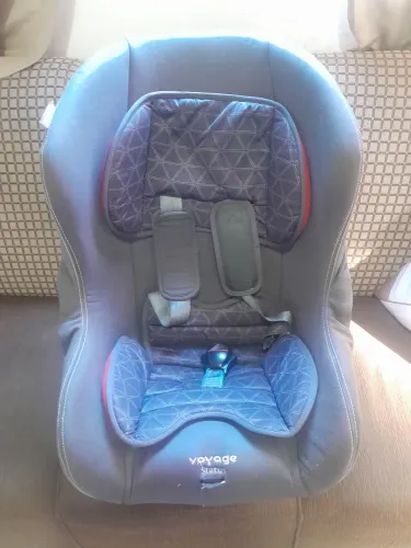 Cadeirinha para carro Super conservada usadas pouca vezes 
