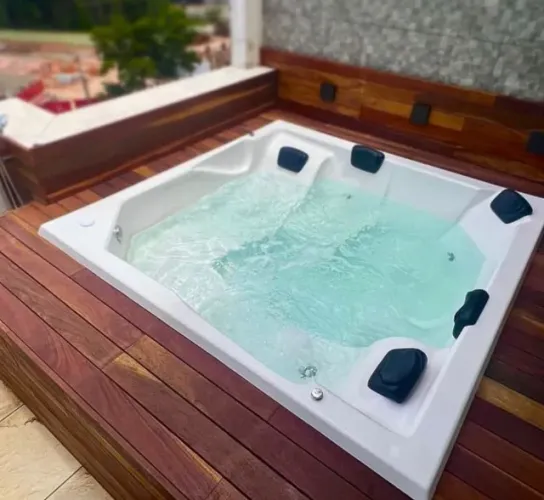 SPA banheira 2,00 x 2,00 x 1,00 - direto da fabrica