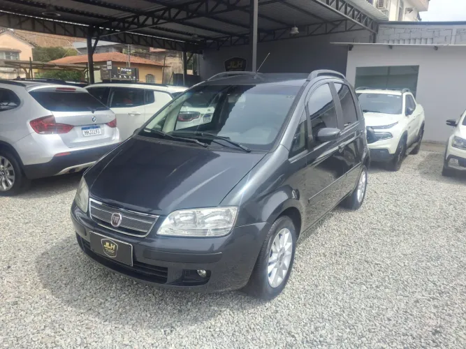 Fiat Idea ELX 1.4 MPI Fire Flex 8V 5P 2010