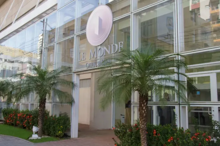 Vendo Sala Comercial no condomínio Le Monde Nova Iguaçu de 36m²