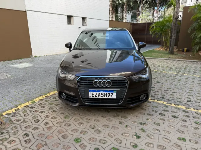 Audi A1 1.4 TFSI 122cv S-tronic 3P 2012